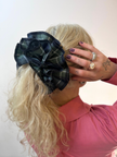 Organic Linen green check scrunchie – Azaria | No More Nobody