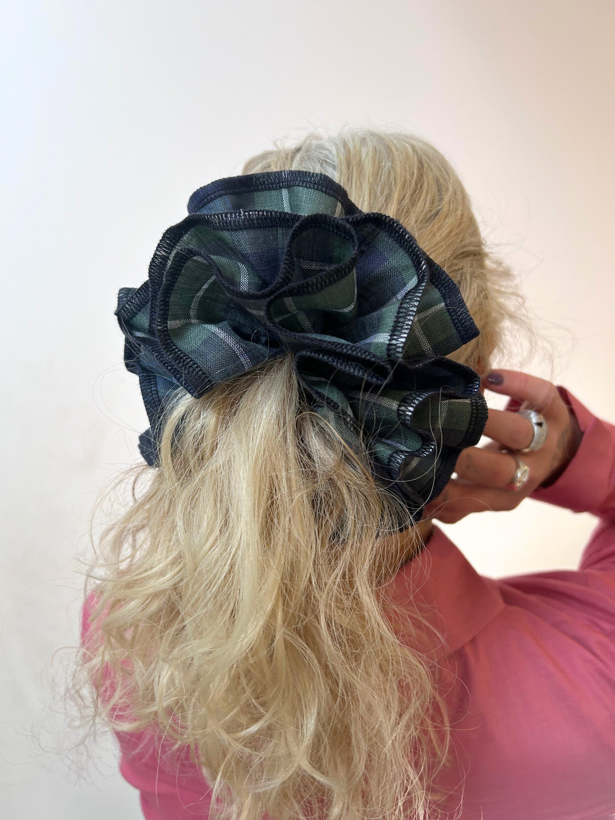Organic Linen green check scrunchie – Azaria | No More Nobody