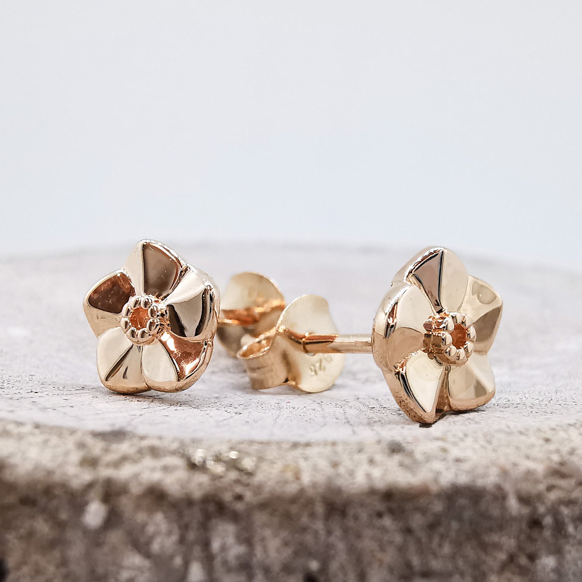 Puces d'oreilles en argent vermeil or rose Myosotis