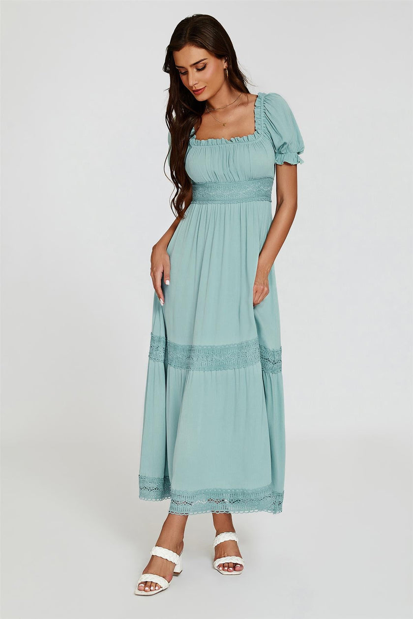 Robe longue Bardot bleue avec dentelle