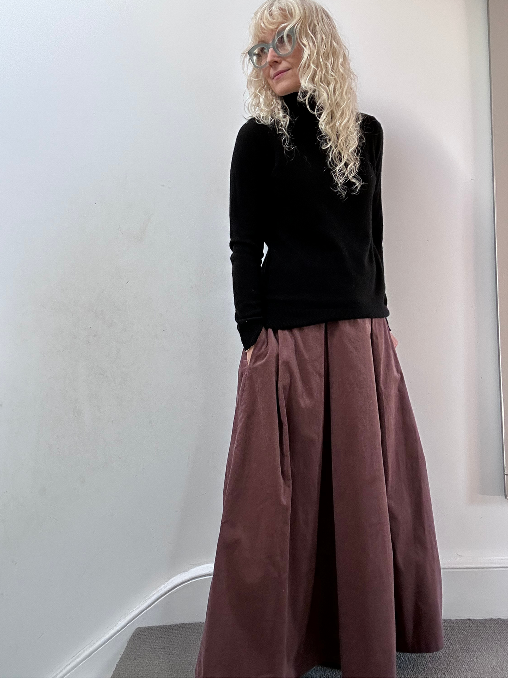 Maxi skirt with pockets Corduroy – Valery | No More Nobody