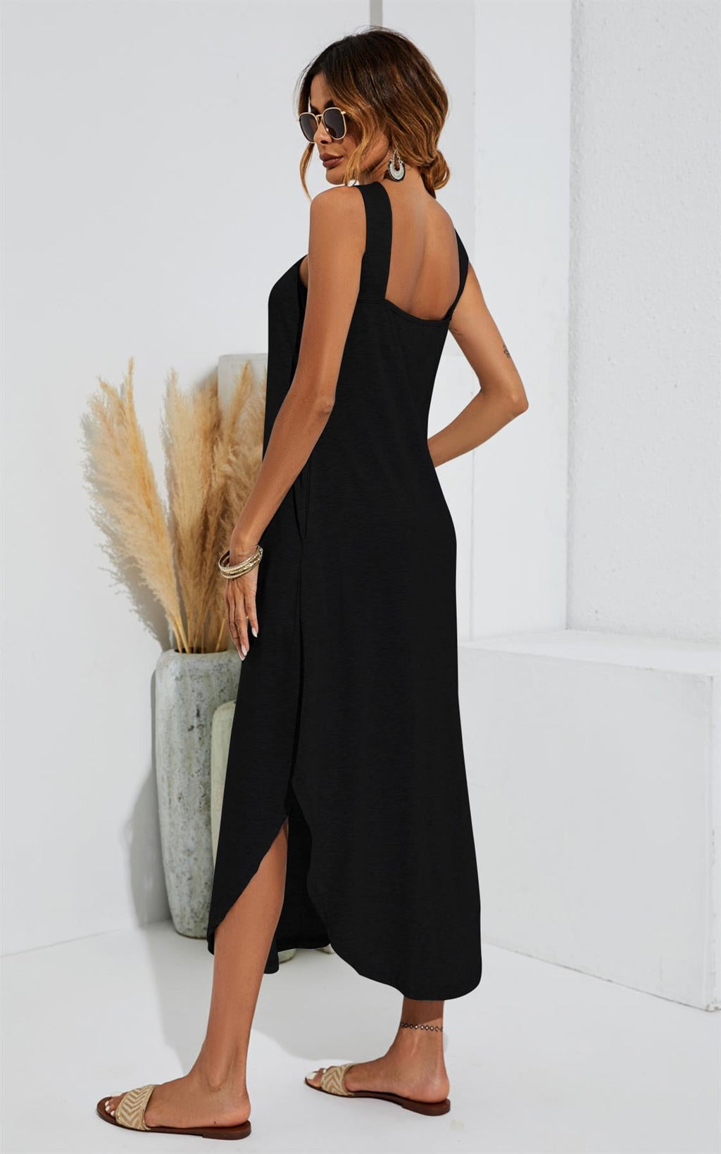 Leg Slip Halter Neck Curve Hem Midi Dress In Black