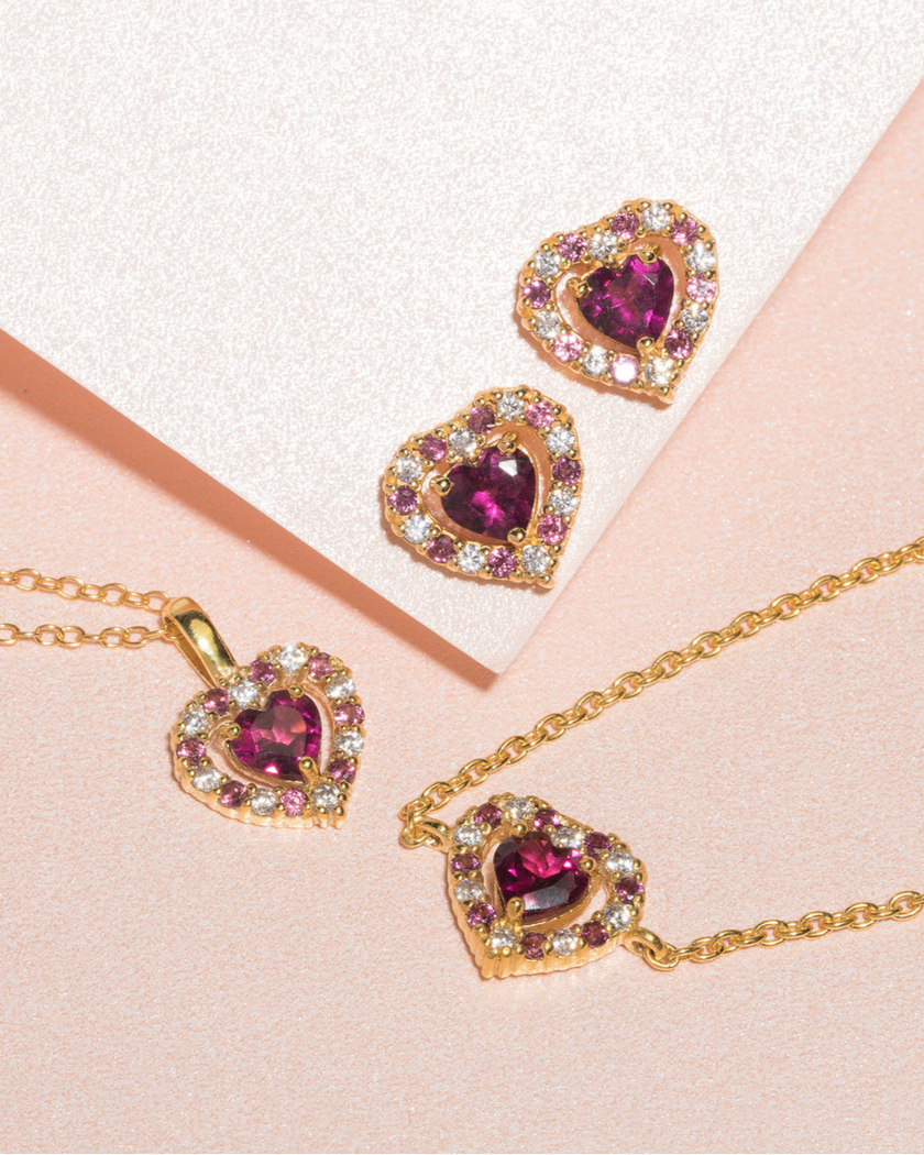 Collier pendentif cœur en grenat rhodolite en vermeil d'or 18 carats