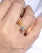 Bague de fiançailles solitaire en moissanite ronde 1 carat en vermeil d'or 18 carats