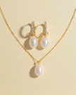 Timeless Pearl Jewellery Set in 18k Gold Vermeil