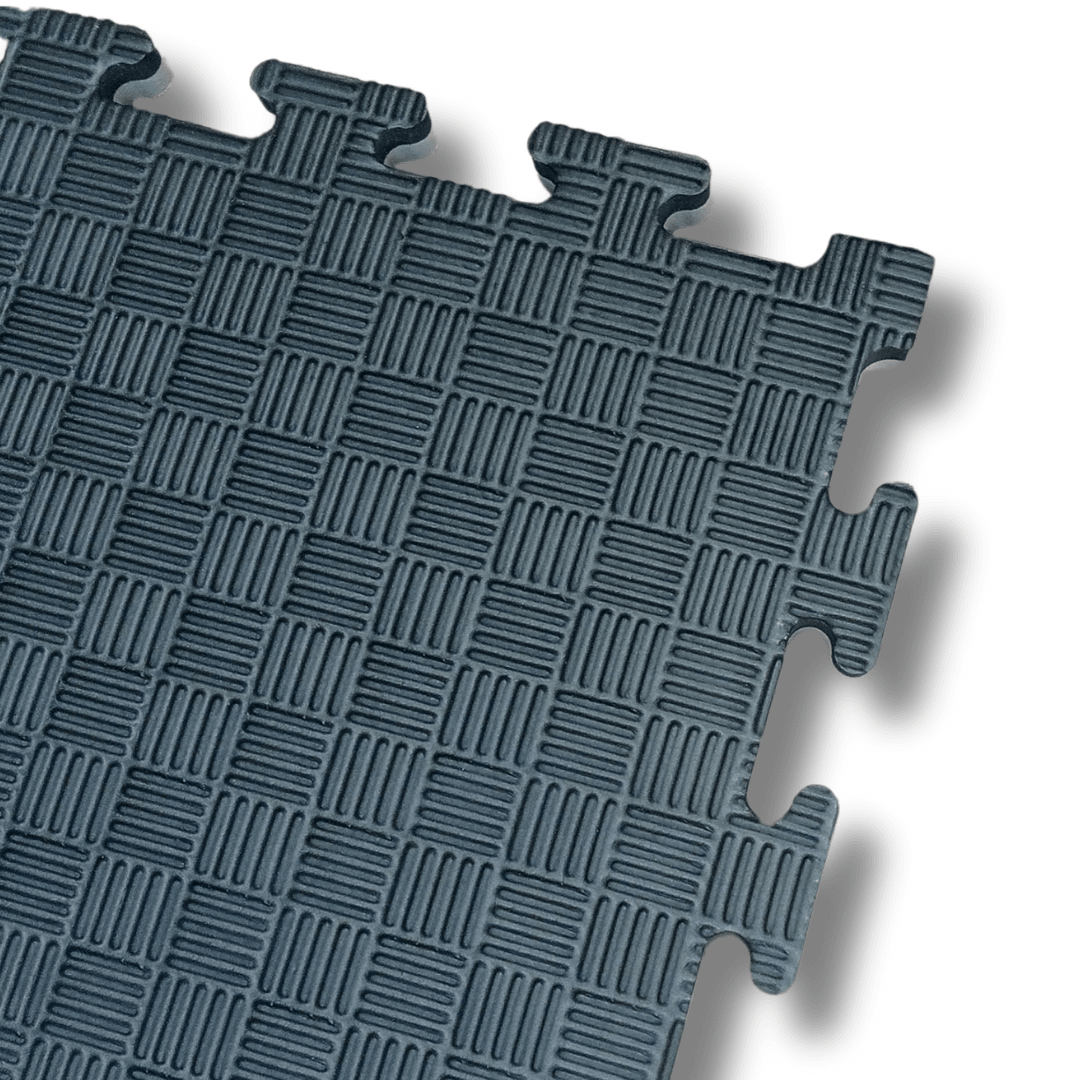 Reversible MMA Interlocking Mats
