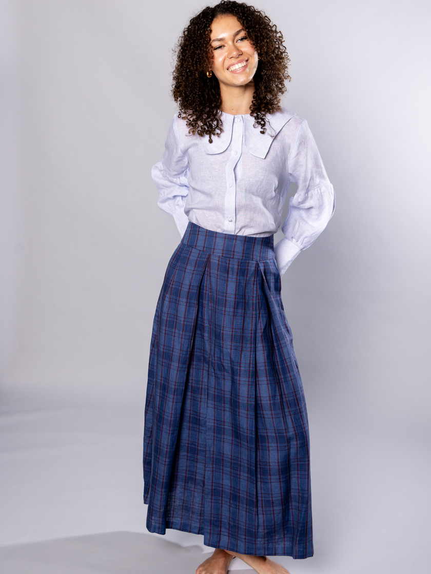 Tulip collar blouse in linen – Habiba | No More Nobody
