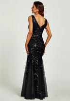 Sequin Leaf Detailed V Neck Bridesmaid Maxi Dress In Black