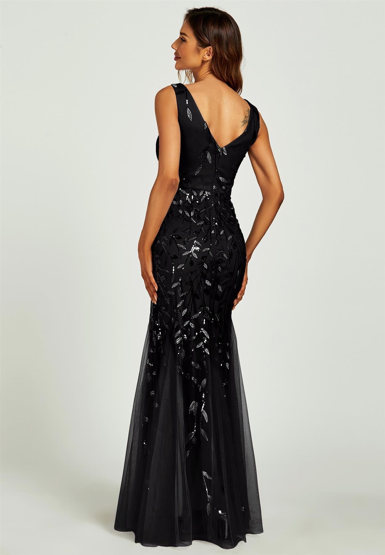 Sequin Leaf Detailed V Neck Bridesmaid Maxi Dress In Black