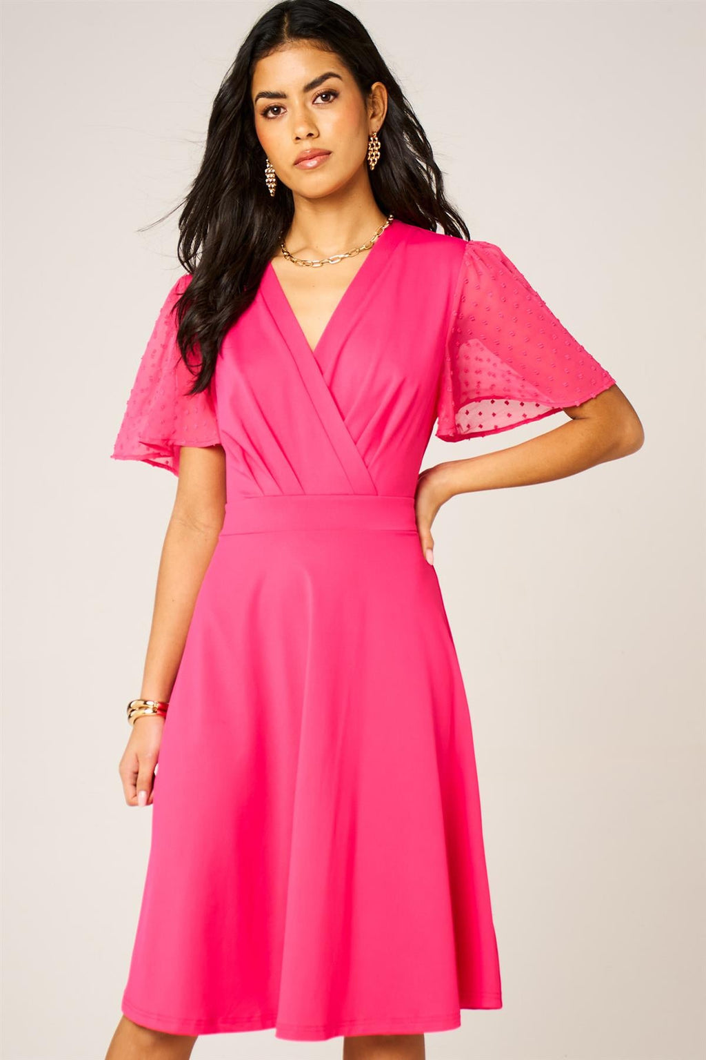 Angel Sleeve Pleated Detail Midi Dress In Hot Pink