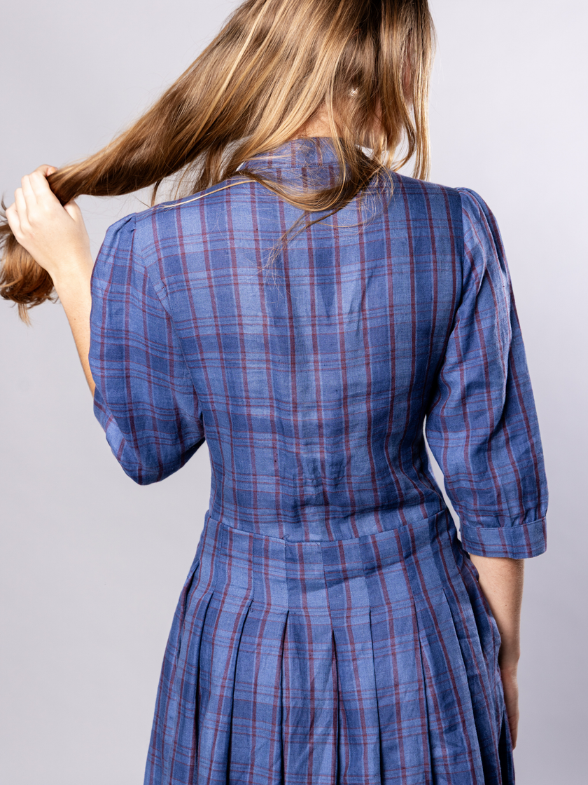 Button Midi dress with pockets Organic Navy Check Linen  – Talitha | No More Nobody