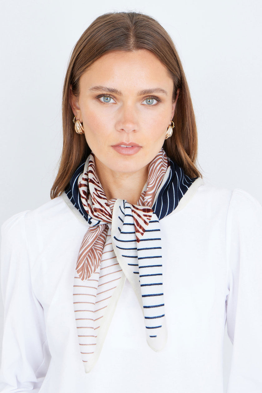 Yumi Multicolour Viscose Stripe Pattern Scarf