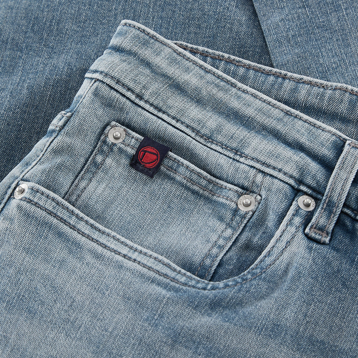 Alaska straight fit jeans in Steel Blue