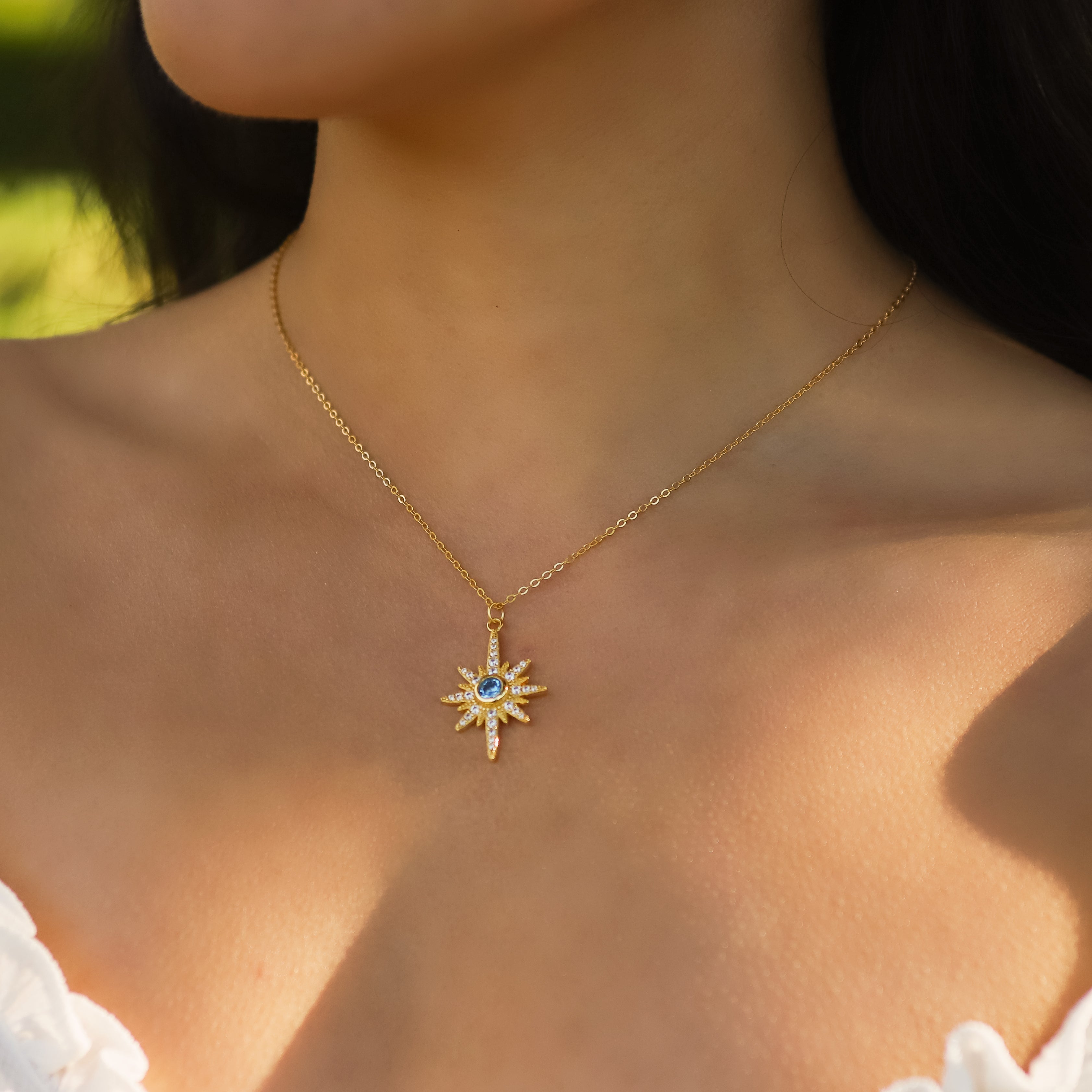 Collier Heidi North Star avec pierre de naissance | Plaqué or 18 carats