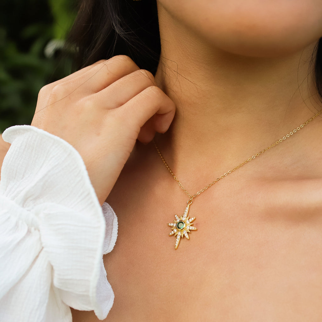 Collier Heidi North Star avec pierre de naissance | Plaqué or 18 carats