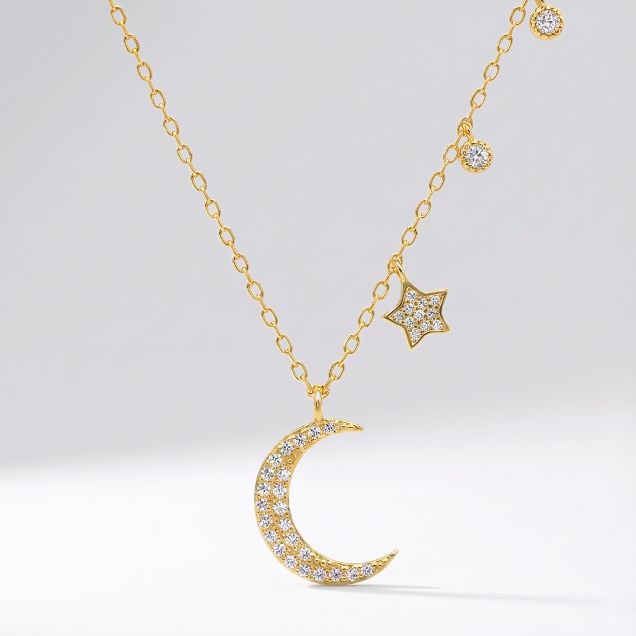 Collier Charme Lune et Étoile Ariya | Plaqué or 18 carats