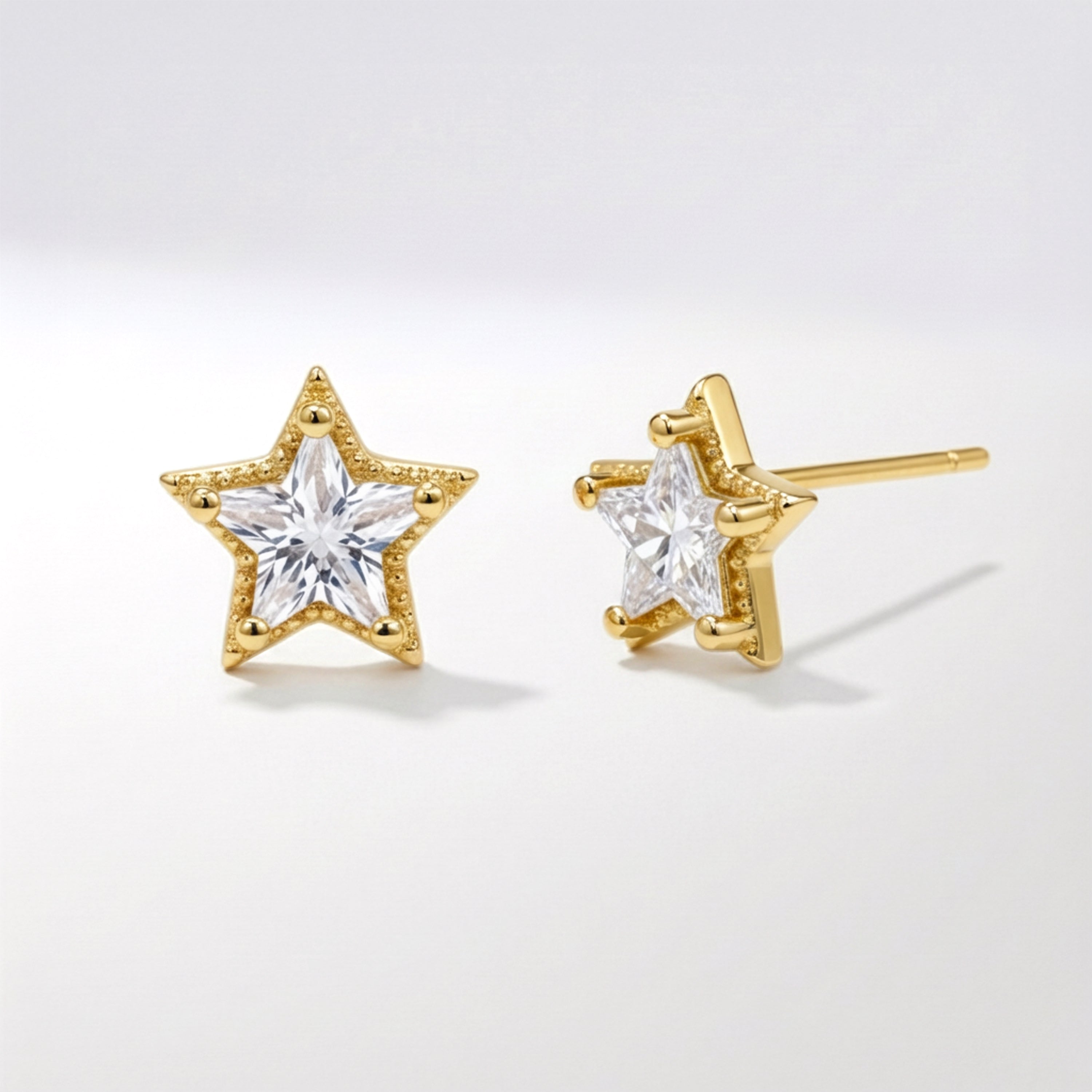 Boucles d'oreilles clous Brooke étoile | Plaqué or 18 carats