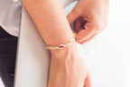 Elegante Pulsera de Piedras Multicolores