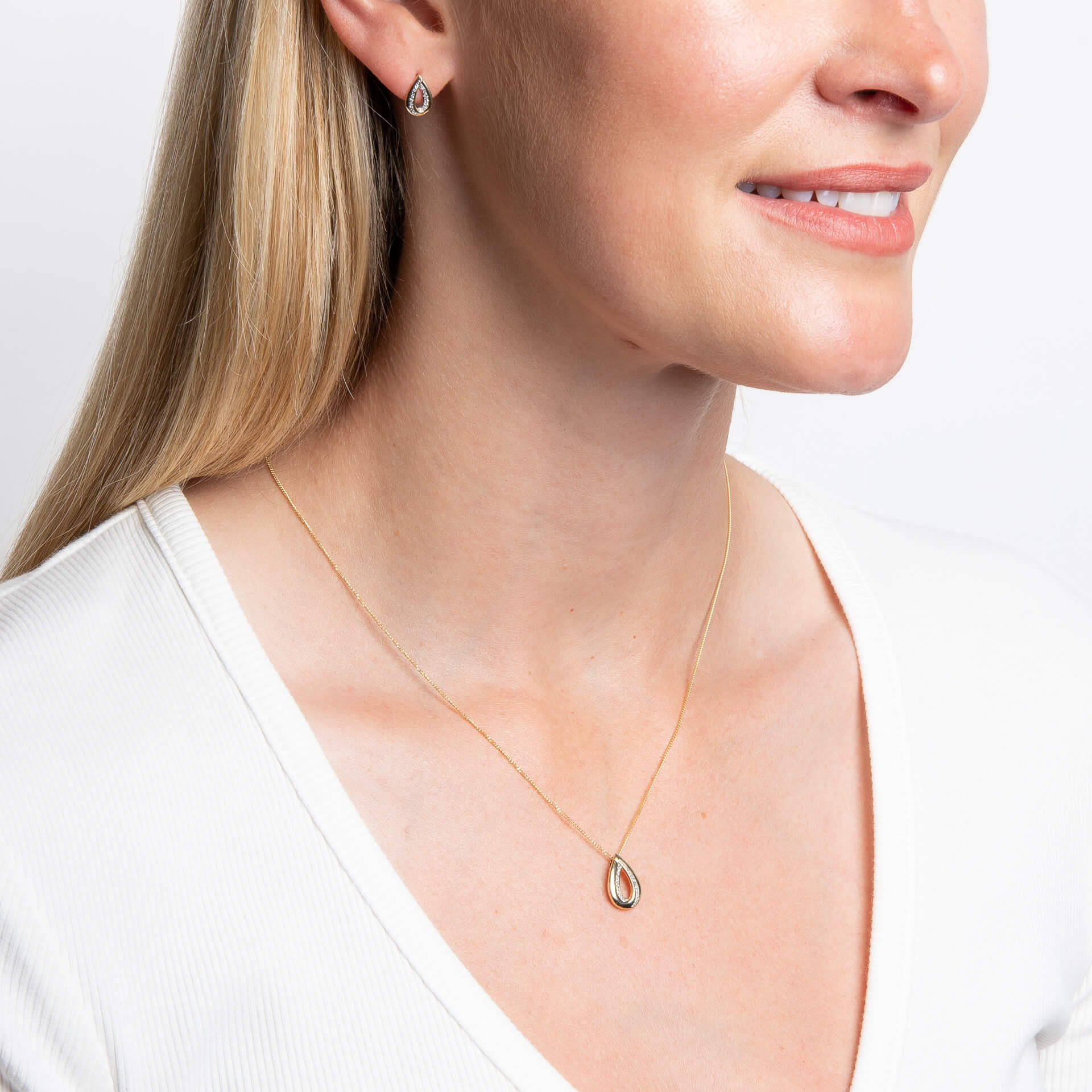 Elements Gold Cut Out Diamond Teardrop Pendant