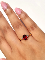Anillo de granate en vermeil de oro de 18k