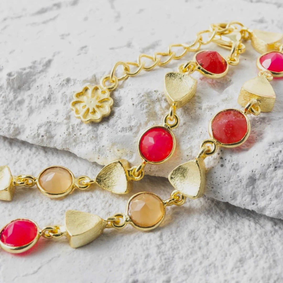 Sara Mixed Gemstone Bracelet: Fuchsia Onyx, Quartzite & Peach Moonstone
