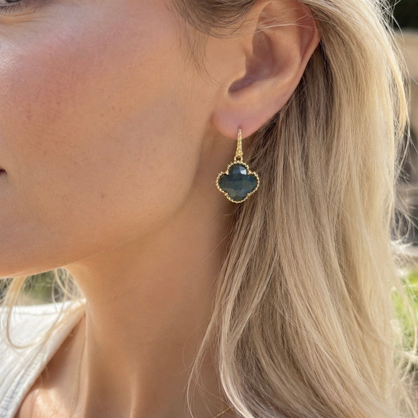 Boucles d'oreilles Tyche en labradorite