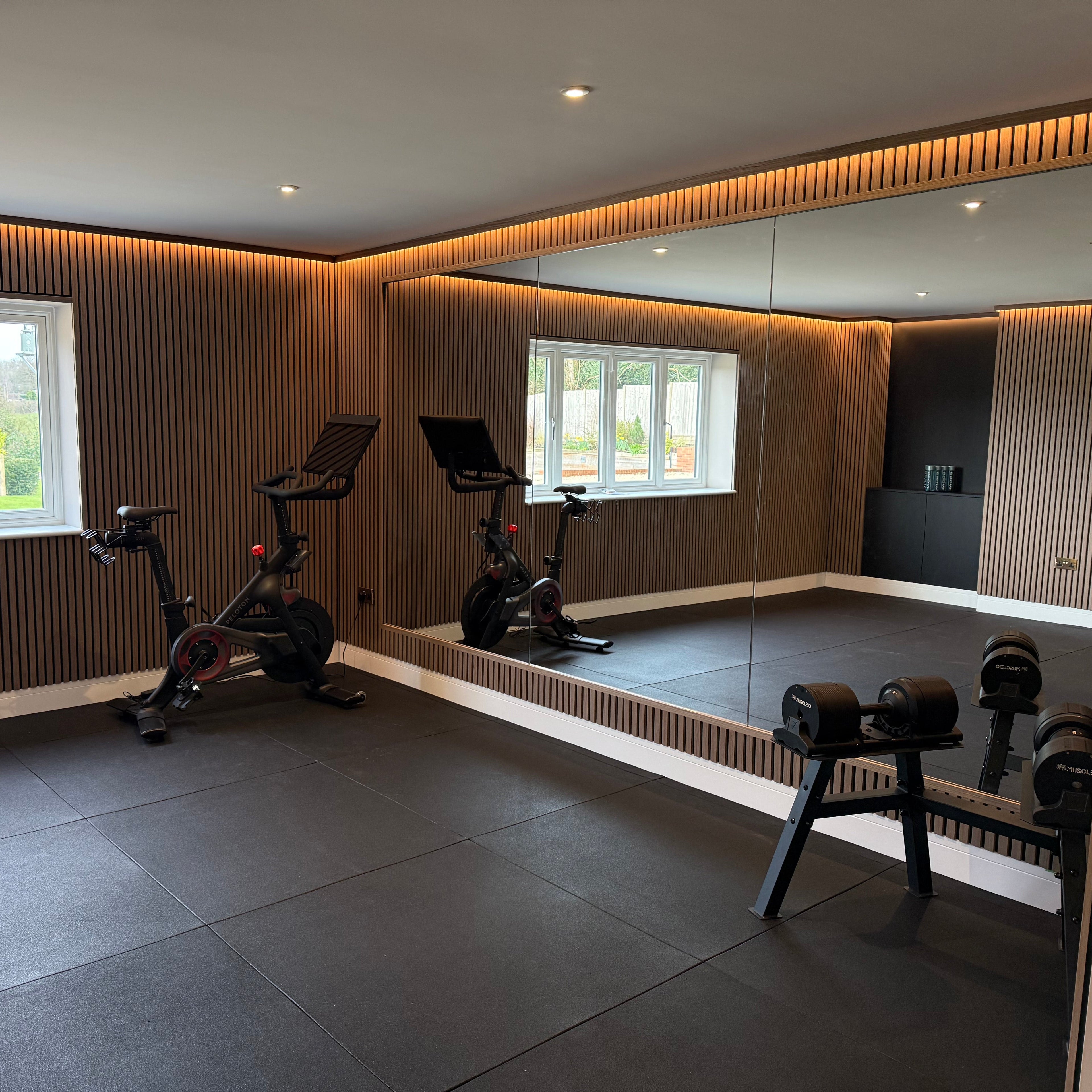 20mm PRO Rubber Gym Flooring Tiles – Smooth Top Surface - UK's Top Rated