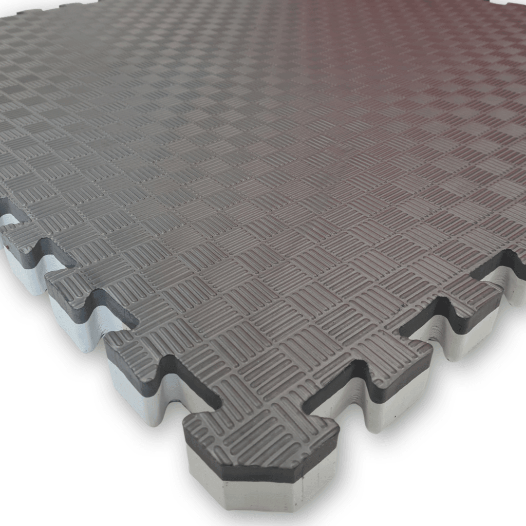 Reversible MMA Interlocking Mats