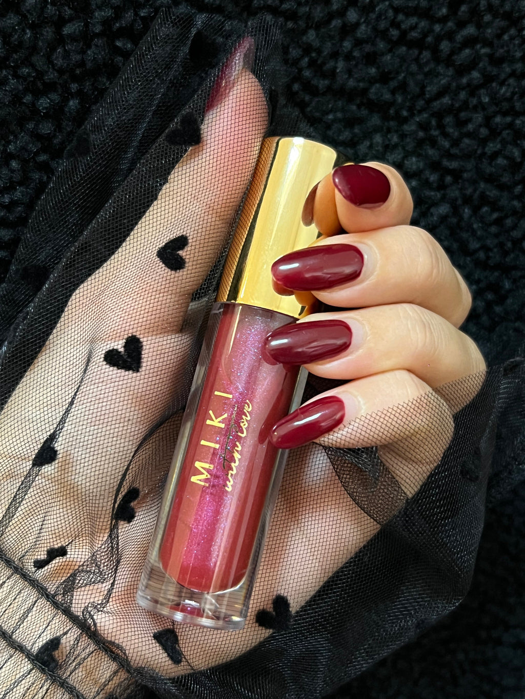 WINE KISSES Tahiti Glow Lip Gloss