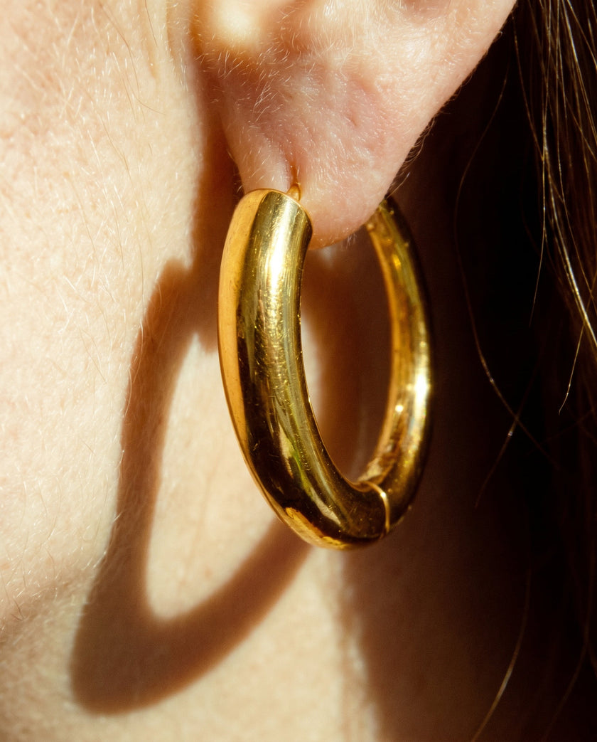 Nia Large Hoops | Gold Vermeil