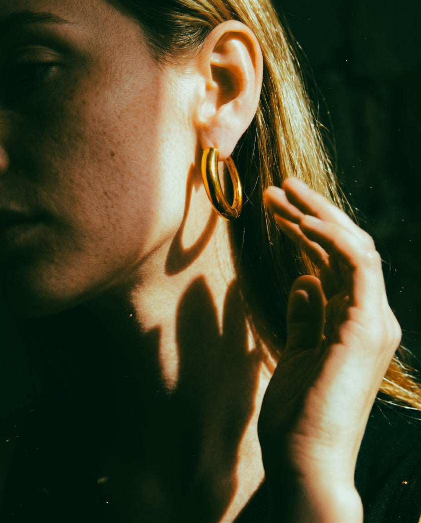 Nia Large Hoops | Gold Vermeil