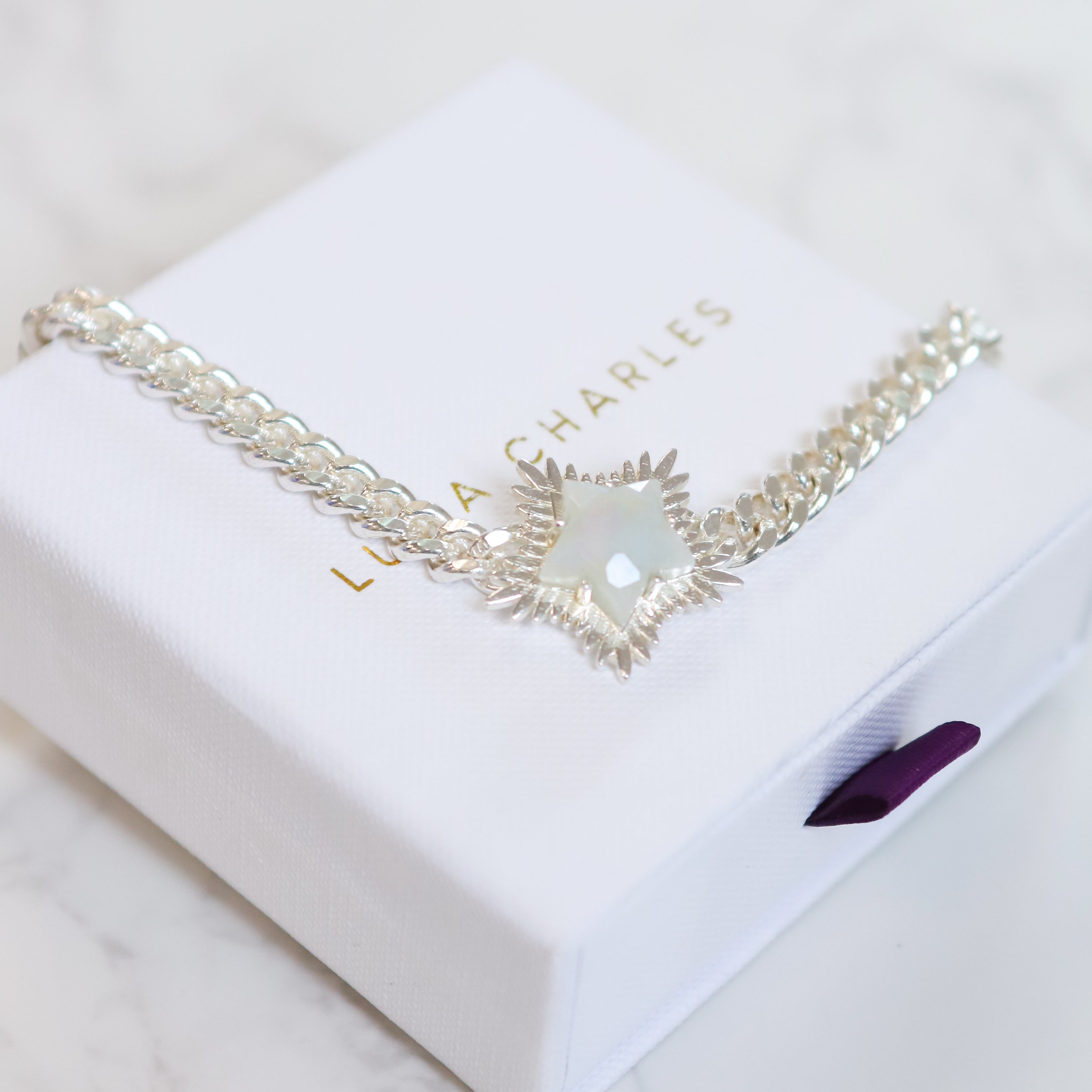 Collier ras-du-cou étoile pointue Odette Pierre de Lune | Argent sterling 925