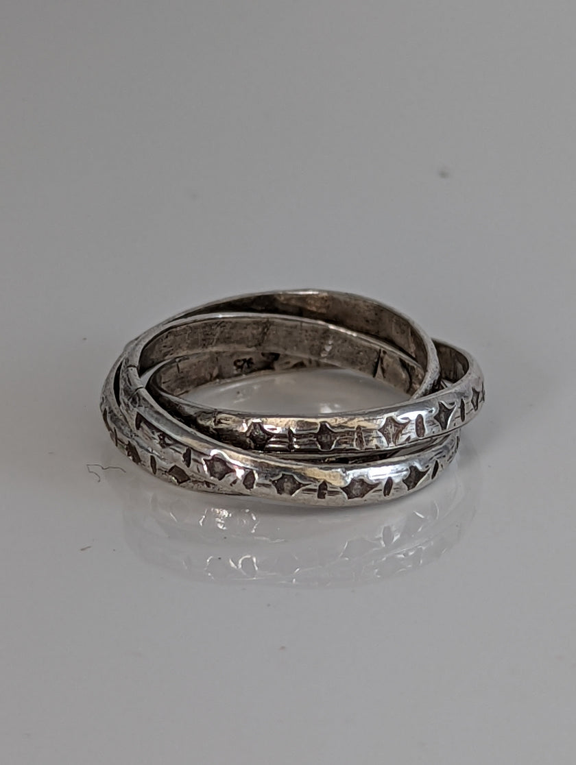 925 Silver Interlinking Bands Ring – Handmade Equestrian Jewellery by Silver Steed