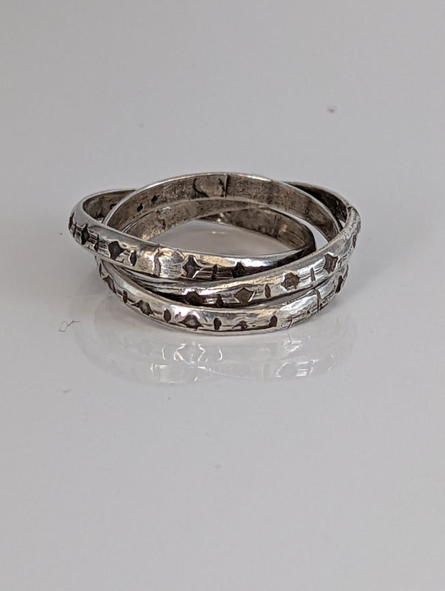 925 Silver Interlinking Bands Ring – Handmade Equestrian Jewellery by Silver Steed