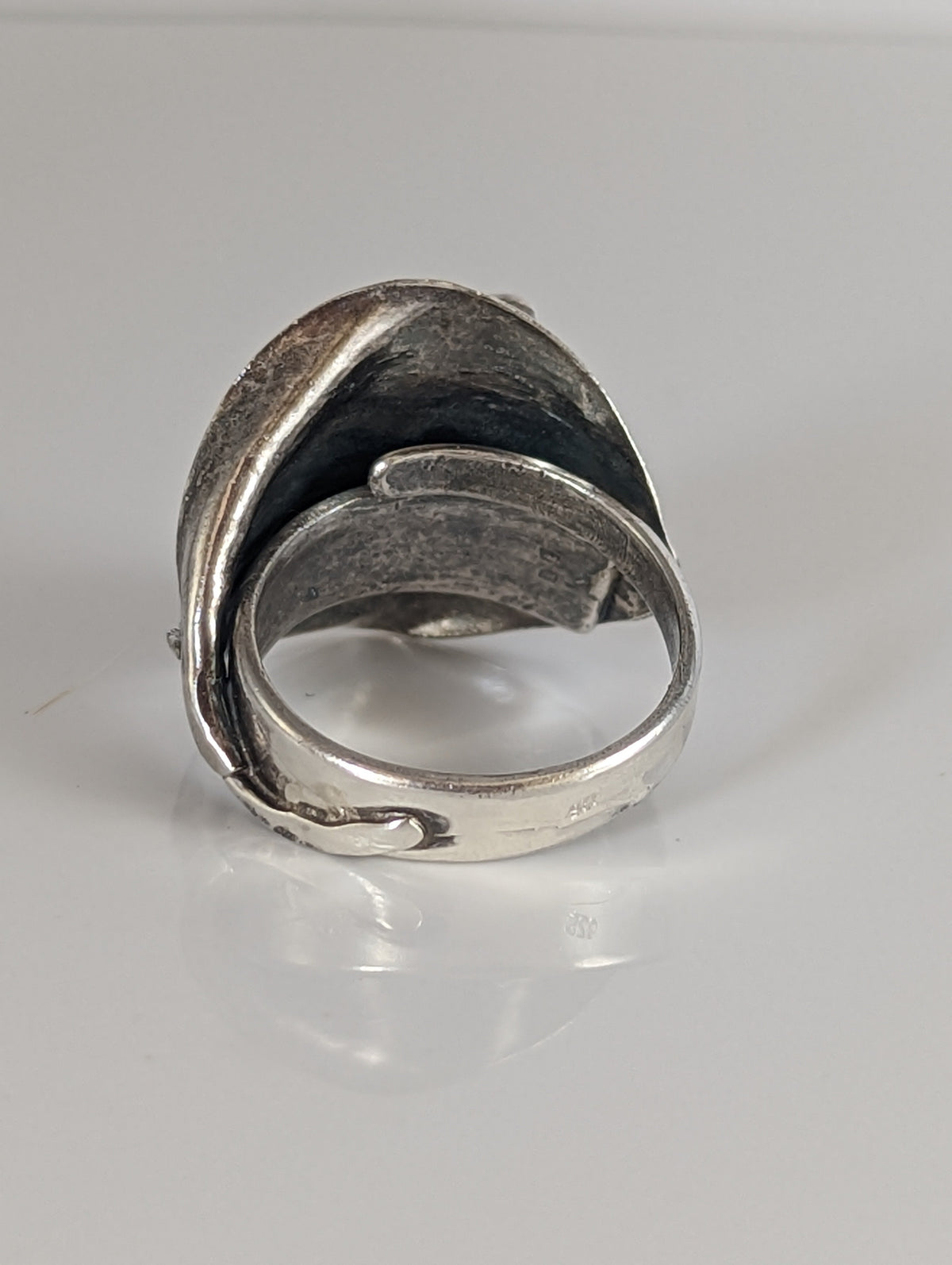 Bague en argent Silver Steed Big Leaf avec ornement