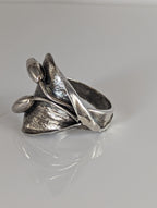 Silver Steed Big Leaf with Ornament Silver Ring