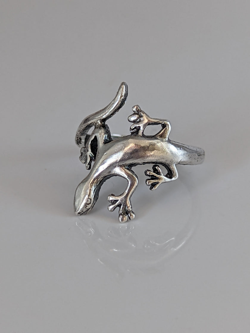 Anillo de Lagarto Corcel Plateado