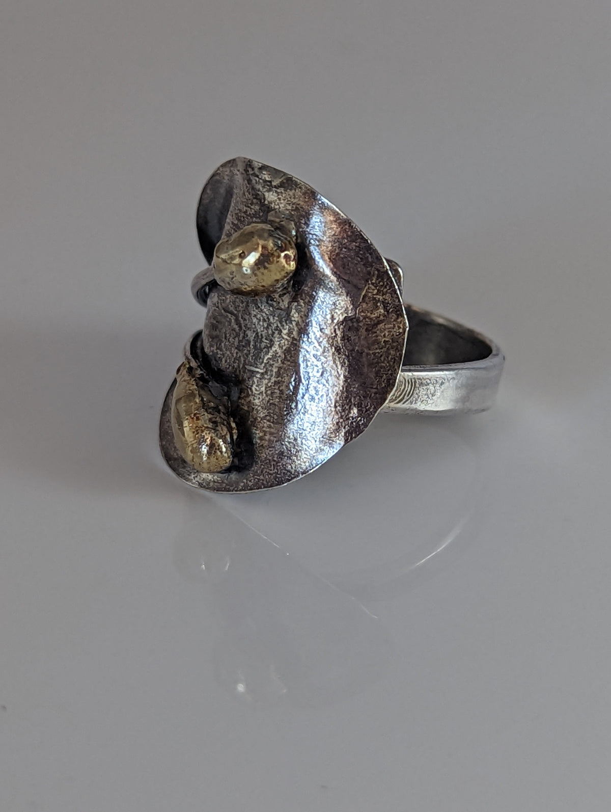Bague en argent Silver Steed Big Leaf avec ornement