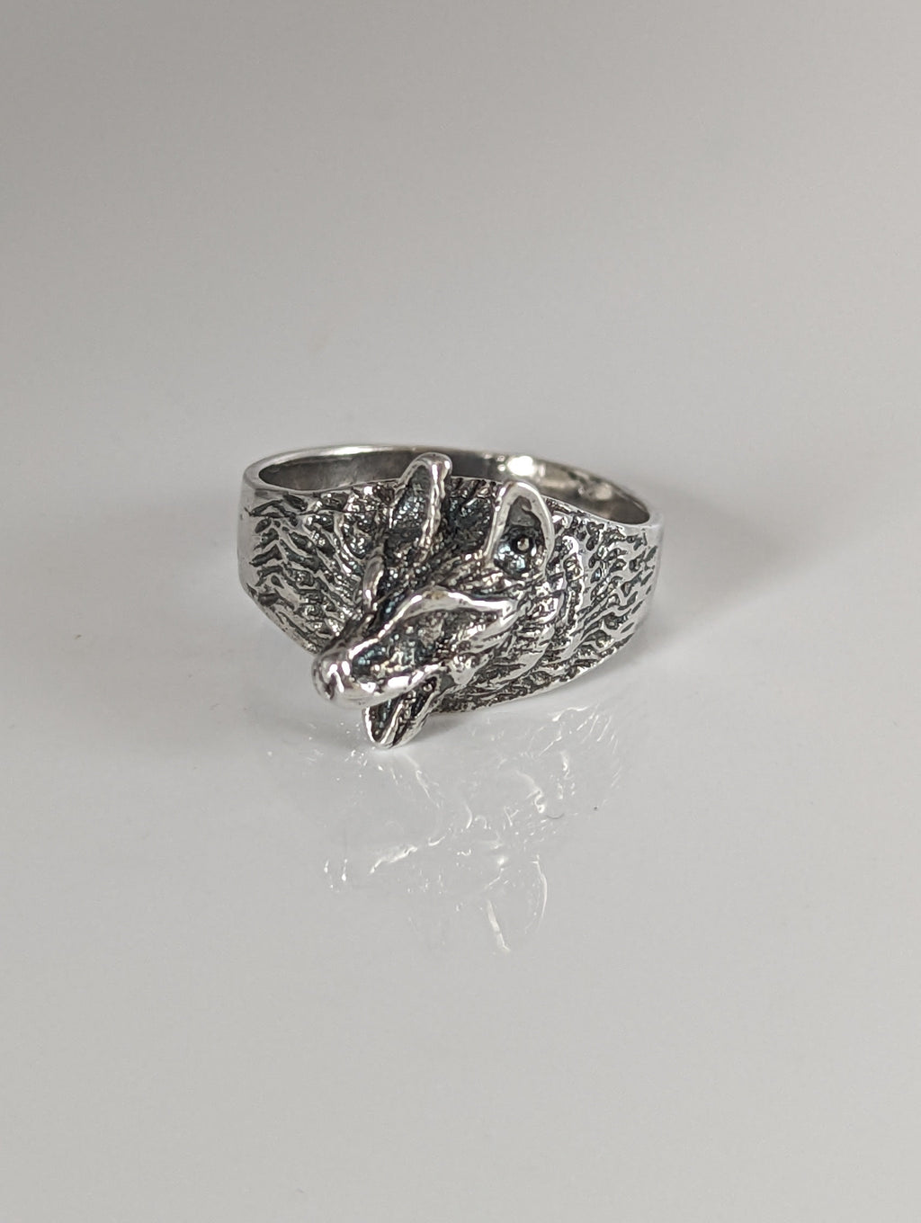 Silver Steed Wolf Silver Ring