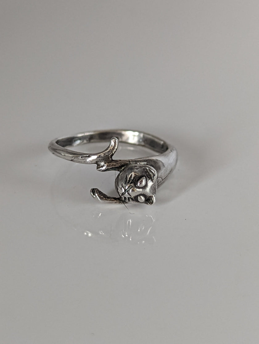 Silver Steed Jumping Cat Silver Ring