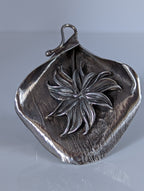Silver Steed Unique, Extravagant Leaf Rings with motive