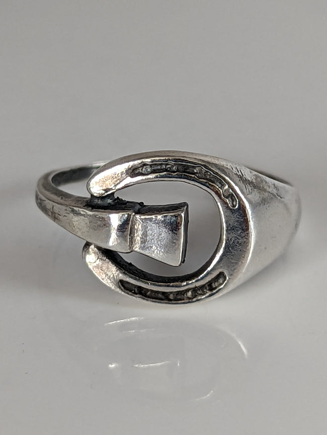 925 Silver Horseshoe Ring – Equestrian Symbol & Gift for Him or Her