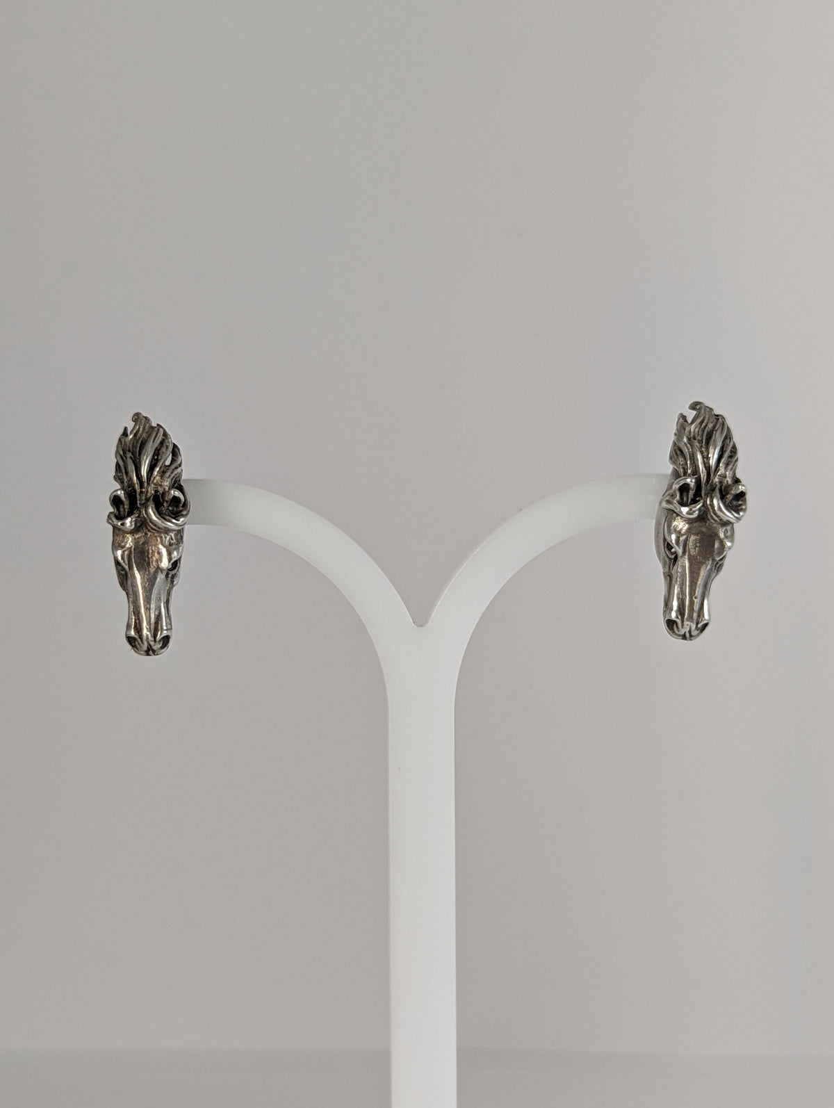 Silver Steed 3D Horse Head Studs 2