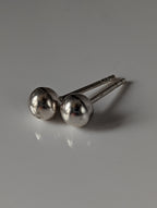 Silver Steed Medium Ball Stud Earrings