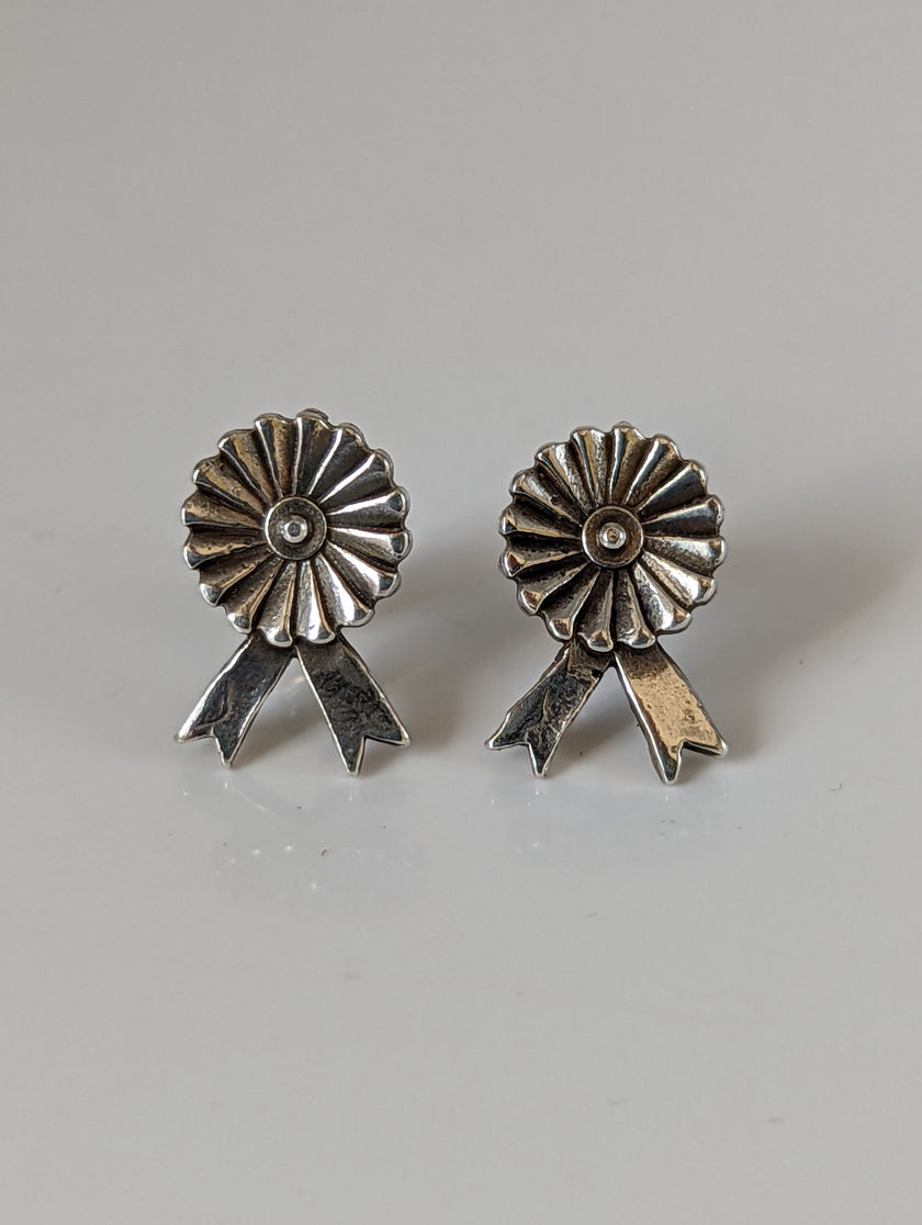 Silberner Hengst Rosetten-Ohrstecker