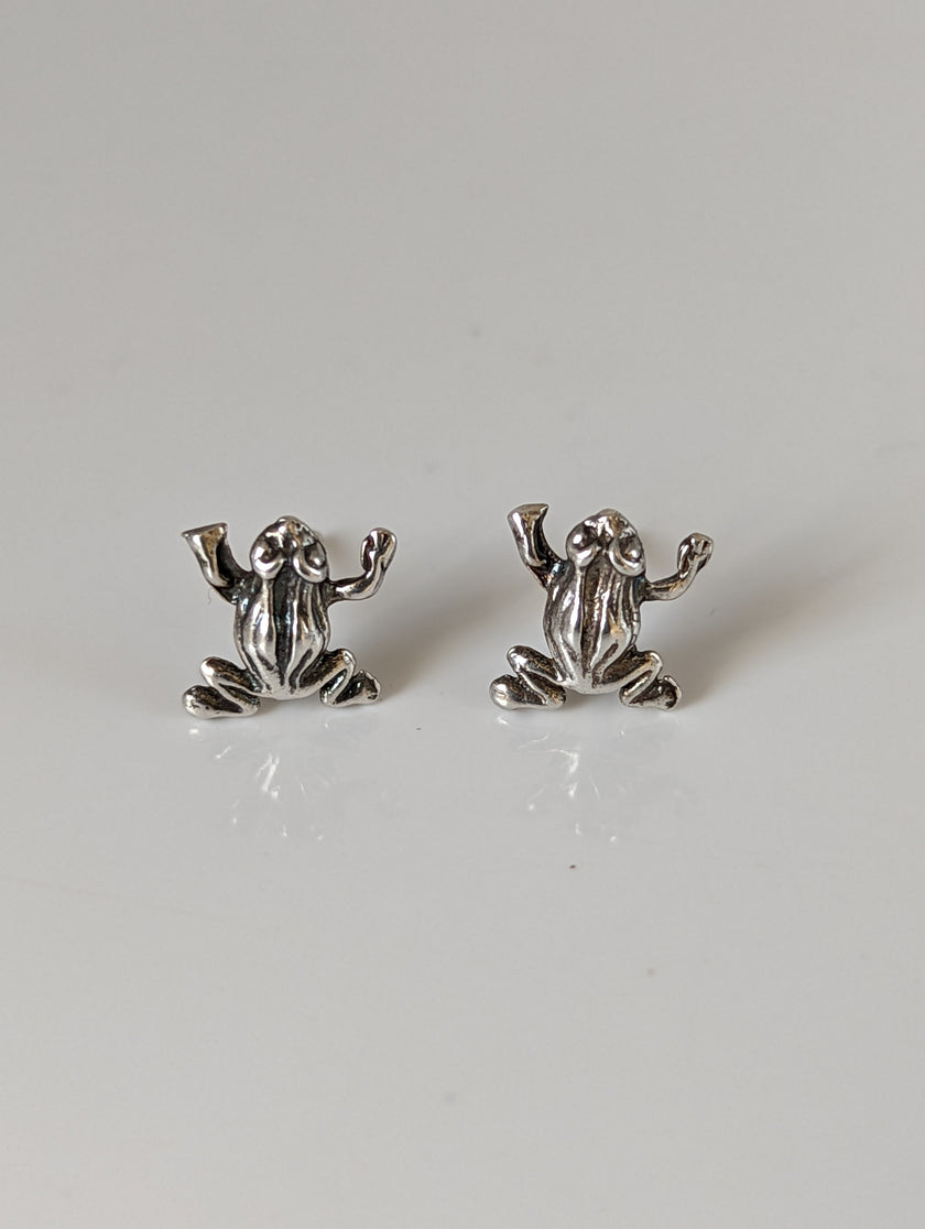 Silver Steed Leap Frog Stud Earrings
