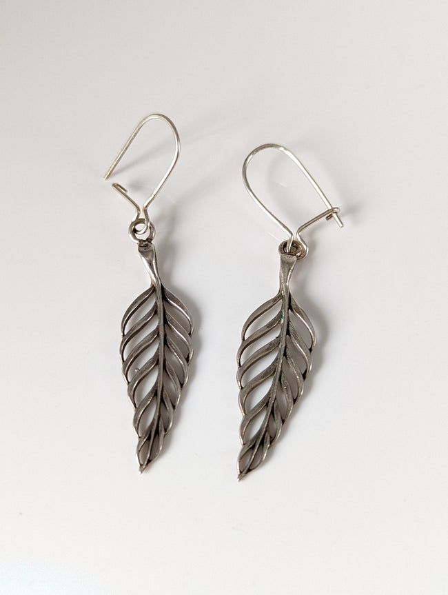 Silver Steed Tropical Leaf Dropped Earrings