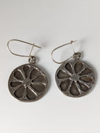Silver Steed Flower in a Circle Dropped Earrings
