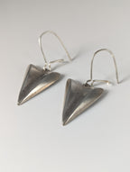 Silver Steed Shamrock Leaf Dropped Earrings