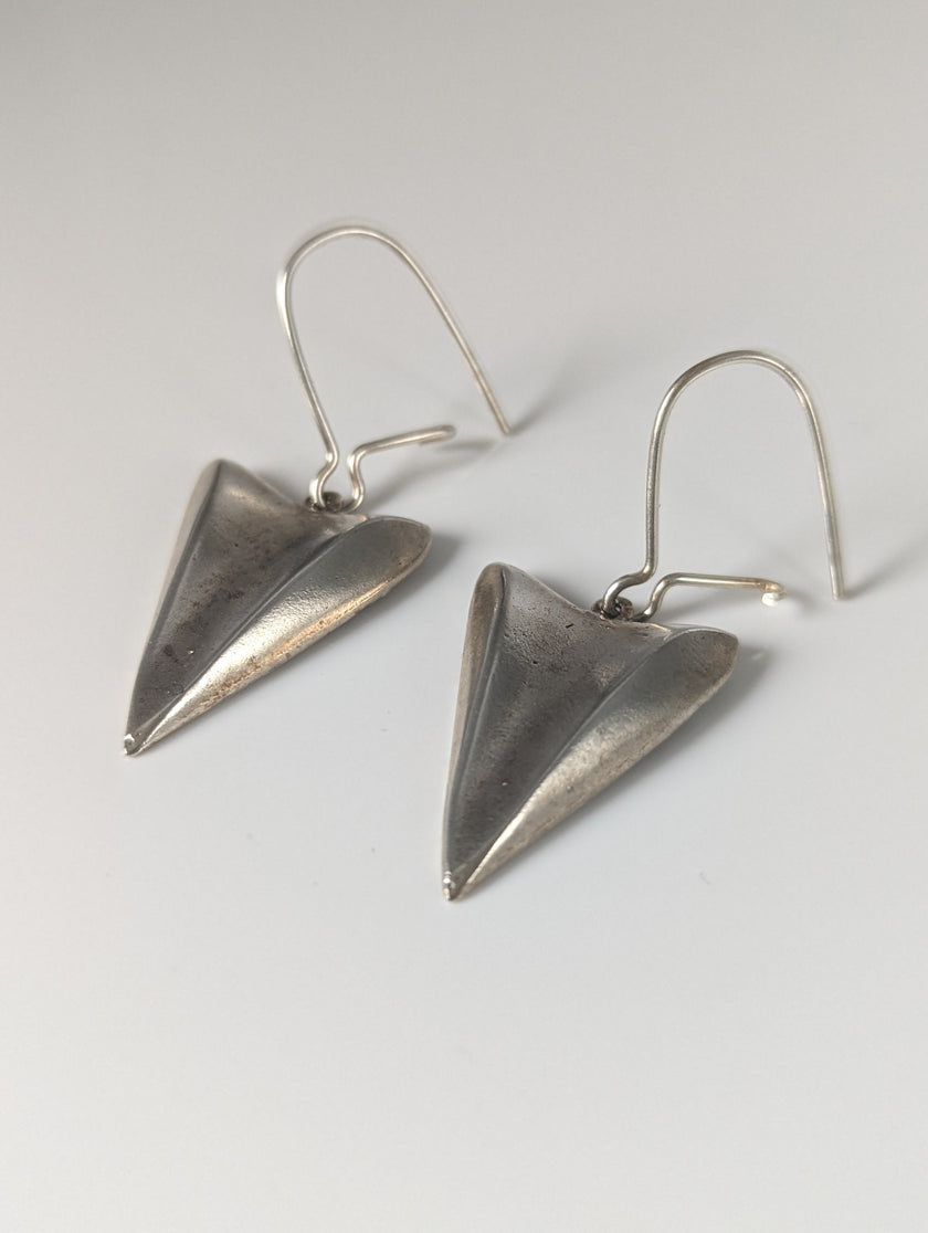 Silver Steed Shamrock Leaf Dropped Earrings